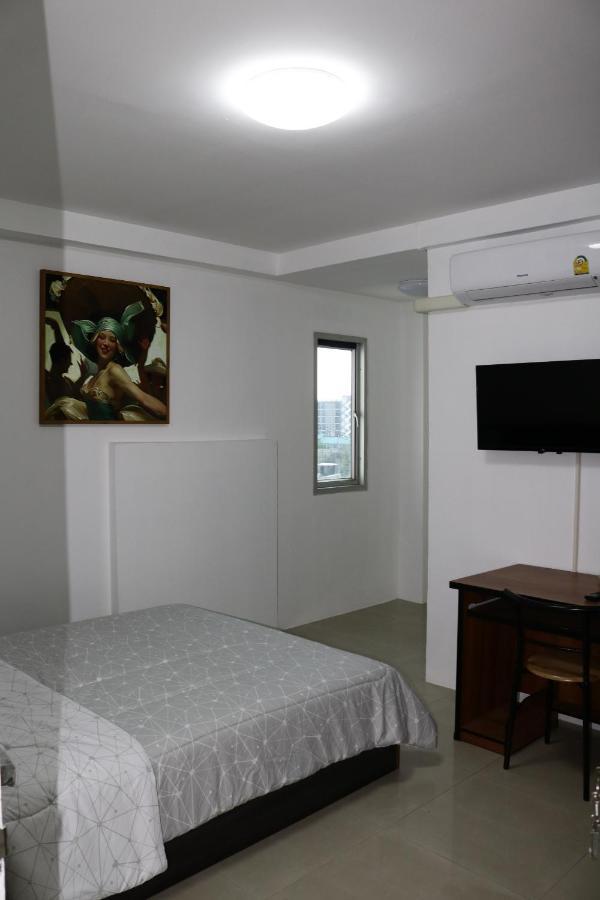 Cafe Nana Hotel Nong Prue Esterno foto